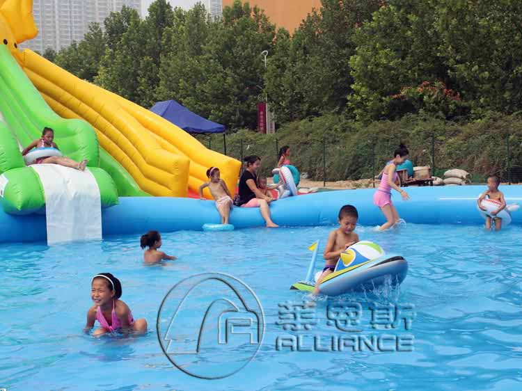 移動(dòng)水上樂園