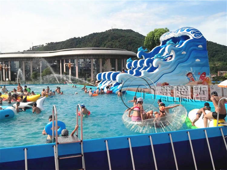 充氣水上樂園